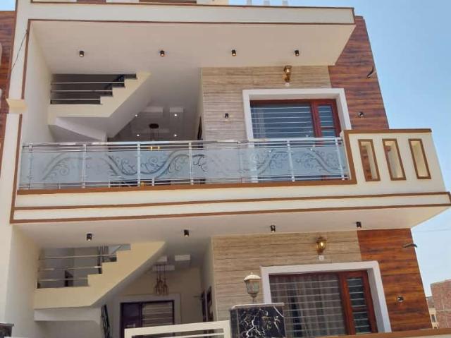 Resale | 4 BHK 107 Sq.Yd. Villa in Sector 123
