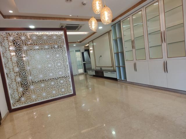 Resale | 4 BHK 4070 Sq.Ft. Apartment in My Home Bhooja