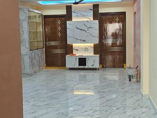Resale | 4 BHK + Pooja Room 100 Sq.Yd. Independent House in Suraram Colony