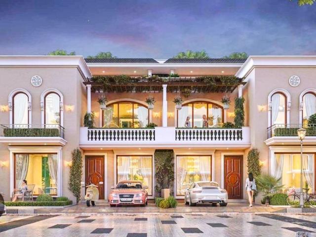 Resale | 5 BHK + Servant Room 2800 Sq.Ft. Villa in Aerocity