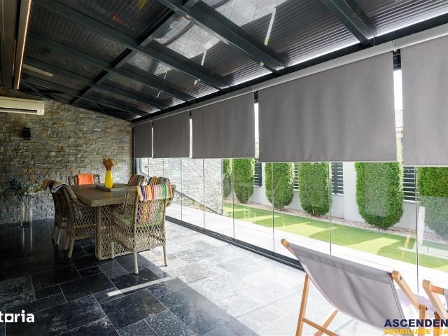 Resedinta eleganta, design unicat, zona de lux, Stupini, Brasov
