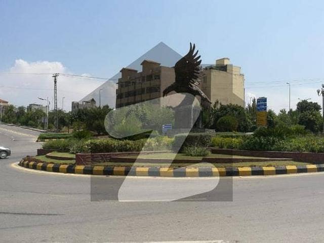 Reserve A 5Marla 30*40 Sized Commercial Plot Now In Bahria Town Rawalpindi Phase 8 Block E
