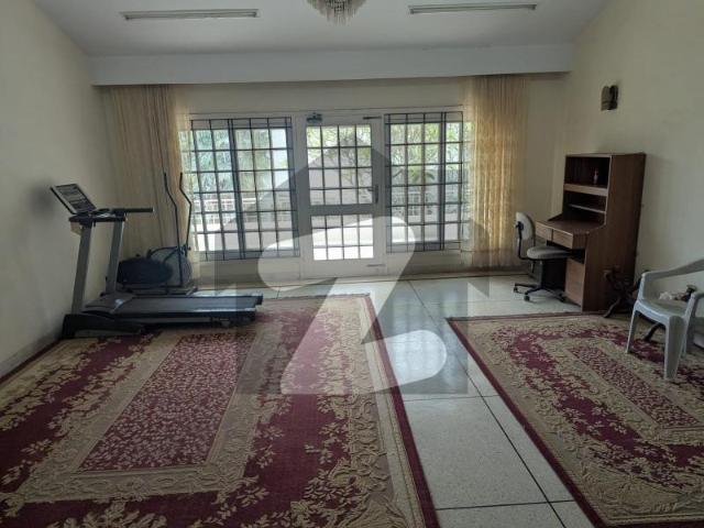 Reserve A Centrally Located House In Gulshan e Iqbal Block 7