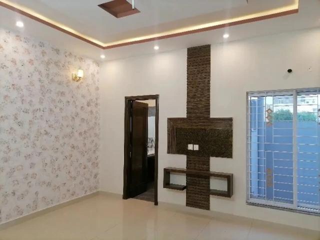 Reserve A Centrally Located House In Khayaban e Amin Lahore Khayaban e Amin ID 98271