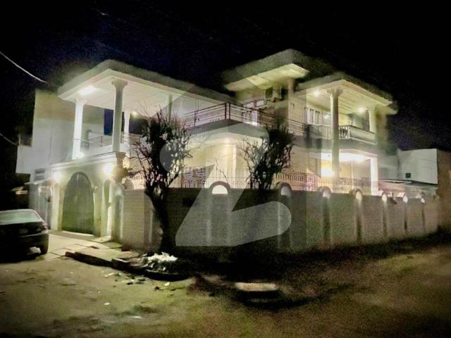 Reserve A Centrally Located House Of 10 Marla In New Satellite Town