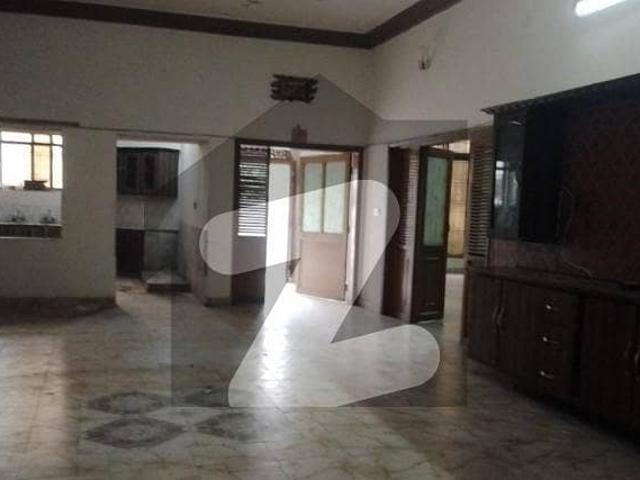 Reserve A Centrally Located Lower Portion Of 1 Kanal In Allama Iqbal Town