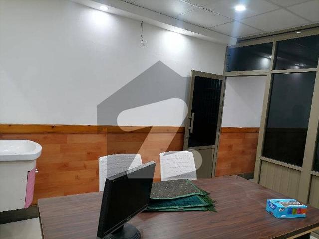 Reserve A Office Of 250 Square Feet Now In Gulshan E Iqbal Block 5