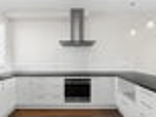 Reserve Side Living in the Heart of Wigram