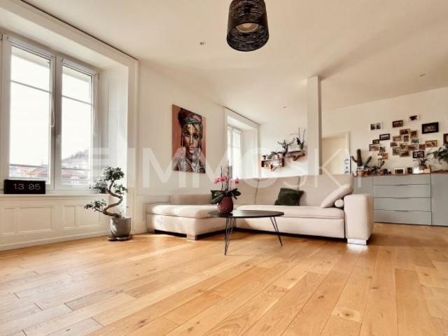 RÉSERVÉ Spacieux appartement de charme