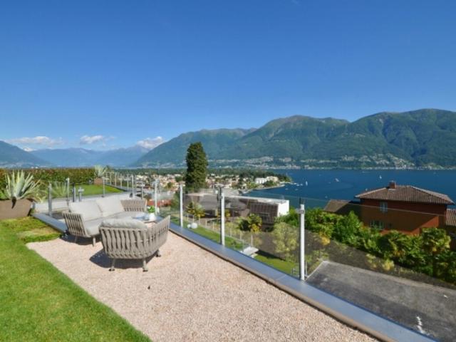 RESERVIERT! Exklusive Duplex Wohnung mit Innenlift, Garten und Gemeinschaftspool