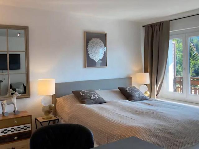 RESERVIERT. Exklusivität. Notches in der Mitte. Vollständig renoviertes Penthouse
