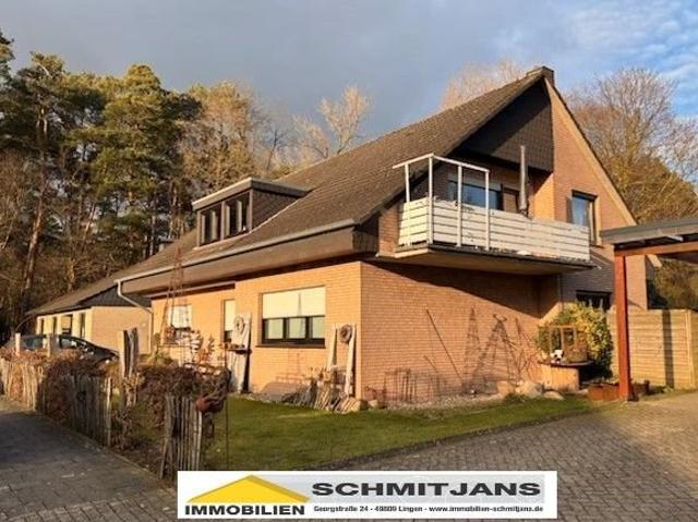 Reserviert! Großzügiges Zweifamilienhaus mit Keller und Garage in einer idyllischen Lage in Lingen Gauerbach!