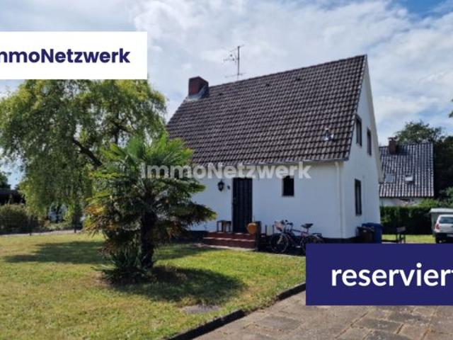 RESERVIERT! Ruhig und zentral Familienparadies mit Eckgrundstück nur 900 Meter zum Hauptbahnhof