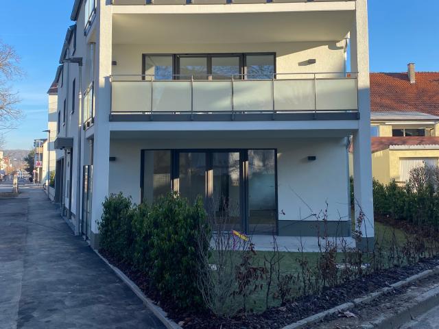 RESERVIERT WOHNEN AN DER ALTEN ALLEE Moderne 3,5 Zimmer Wohnung mit großem Garten