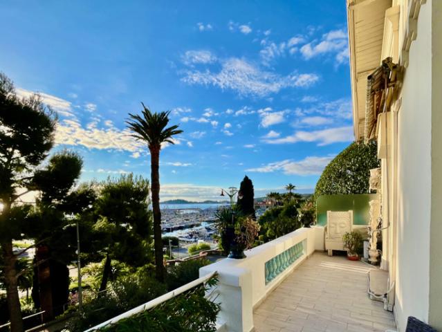 Résidence Bourgeoise, appartement d'exception 2 pièces 70M2