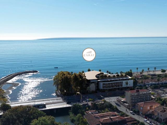 Residence exclusive pieds dans l'eau entre Cannes et Monac. 95m² Villeneuve Loubet