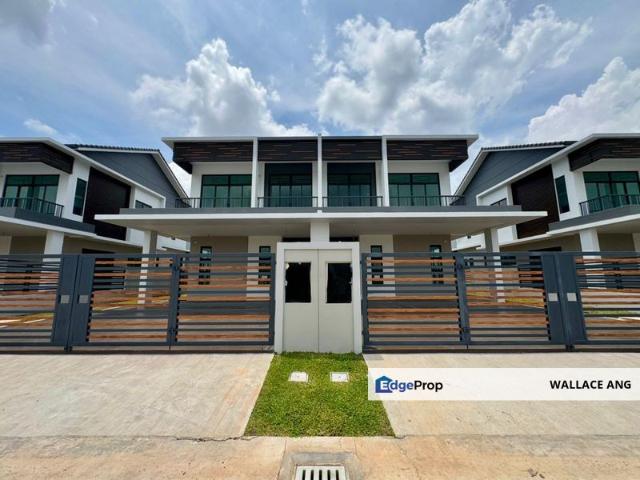 Residence @ Impian Emas Phase 2 | Double Storey Cluster | Corner Lot | 50x75 | 4+1Bed 4Bath | | Brand New