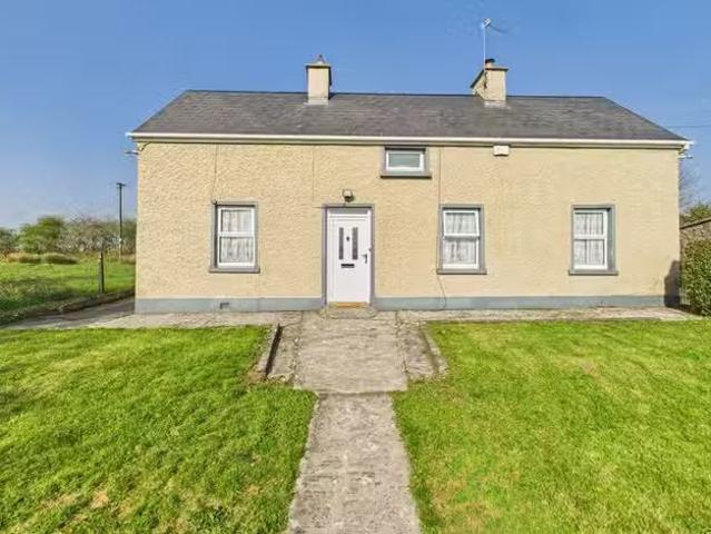 Residence On C. 30.90 Acres In Lots, Castleteheen, Castlerea.
