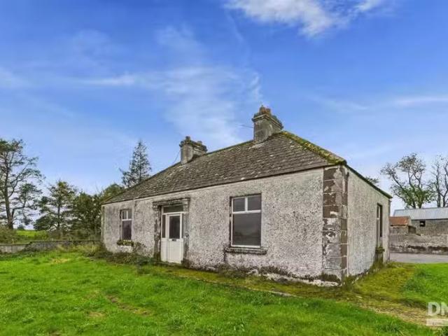 Residence & Outbuildings On C. 8.20 Acres, Shannagh More, Glen.