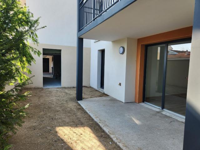 Résidence L’ECLAT, appartement T2 de 43.25m2 avec extérieur et stationnement, disponible à partir du 15 juille