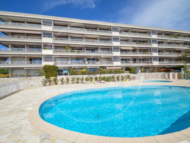 RESIDENCE LE PLEIN CIEL, LOCATION MEUBLEE 3 PIECES, VUE MER PANORAMIQUE, PISCINE AVEC TERRASSES DE 9.42M2