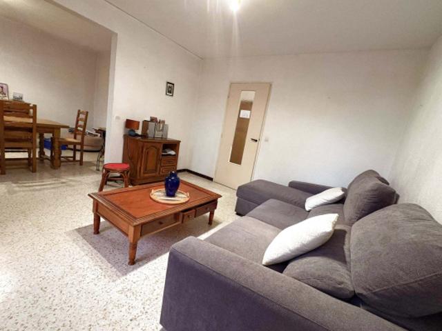 Résidence Les Cigales Arles T3 RDC balcon et Parking