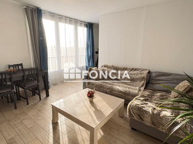 Residence les closeaux 4 pieces en dernier etage