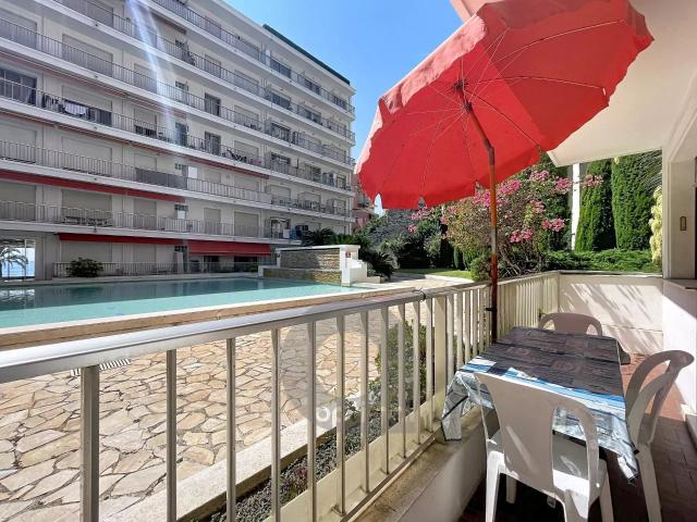 Résidence standing front de mer 2 pièces avec terrasse 34m² Menton