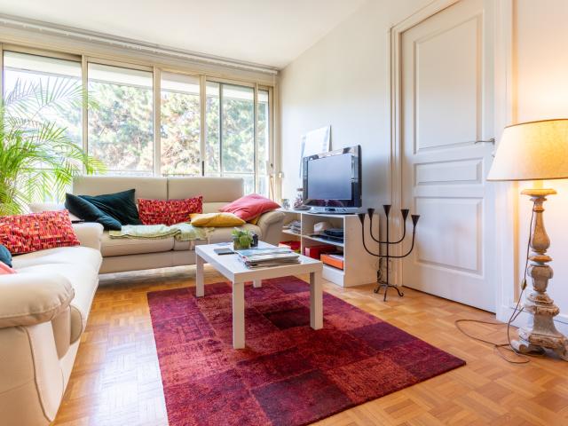 RESIDENCE PENTHIEVRE DEUX PIECES