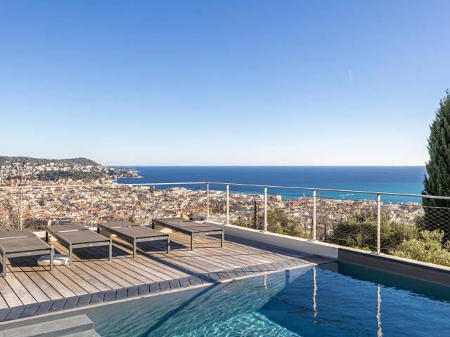 Résidence Piscine Appartement 2 pièces Terrasse 16m2 V. 48m² Nice