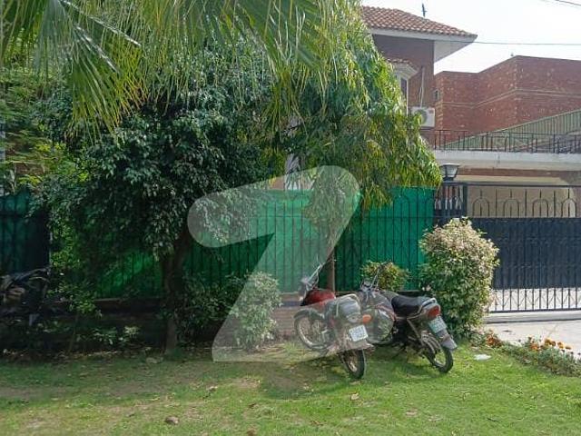 Residence Plus Silent Office Houses, A Pair Of Houses, 1.25 Kanal Each House Best Location Of Cantt