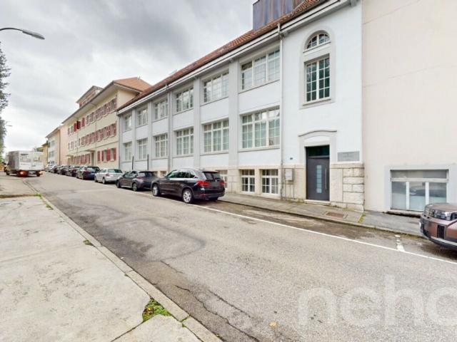 Résidence privée unique à St Imier Investissement Auto portant