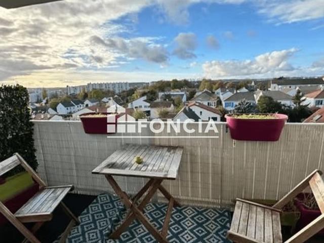 Residence recente 2015 t3 cosy avec balcon