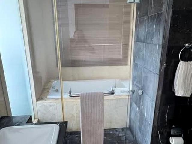 Residences @ Evelyn D11, Condominium