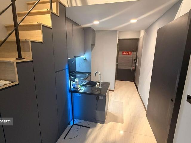 Residences 88 D14, Apartment