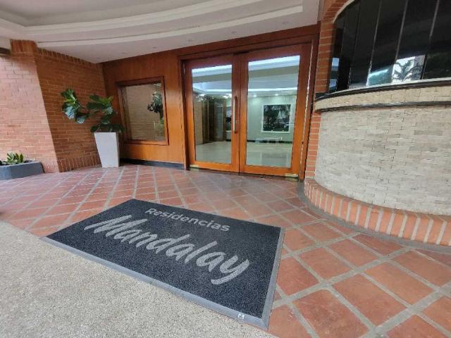 Residencia Mandalay Apartamento en venta con planta eléctrica