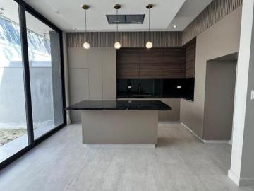 Residencia Moderna en Brisas del Vergel