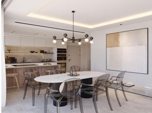 Residencia Moderna en venta en Estepona con Garaje, Trastero y Amenities de Resort