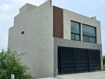 Residencia Nueva con Rooftop y Vistas Panorámicas | Cumbres Magnolia