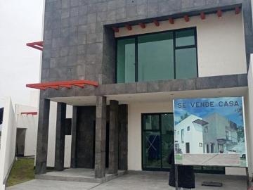 RESIDENCIA CERCA DE CARR. CD SAHAGUN. 205M2 TERRENO. NUEVA. EQUIPADA. 3 NIVELES. AMPLIA. TODOS CRED