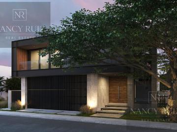 RESIDENCIA DE LUJO CON ALBERCA EN RIO DEL DORADO