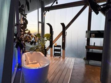 Residencia de Lujo con Estilo Contemporáneo y Tecnología de Punta en Cañadas