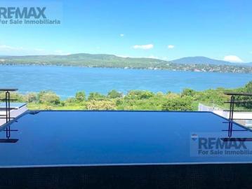 Residencia de lujo con vistas espectaculares a la laguna de Tequesquitengo y volcanes…Clave 6090