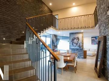 Residencia de Lujo en Lomas Punta del Este | Vista Panorámica y Alberca