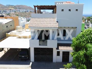 Residencia de lujo en Miramar con rooftop y alberca