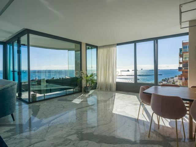 RESIDENCIA DE LUJO EN PRIMERA LÍNEA DE MAR