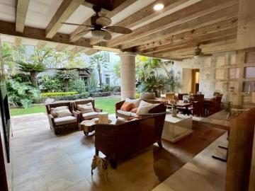 RESIDENCIA DE LUJO EN VENTA 970MTS TERRENO, 1670MTS CONST. RANCHO SAN ANTONIO