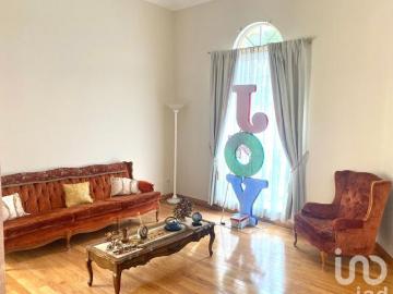 Residencia de lujo en venta, amplia, excelente ubicación, construcción y acabados de primera