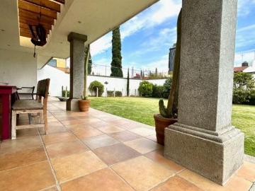 RESIDENCIA DE UN PISO EN VENTA EN LA CARCAÑA, PUEBLA