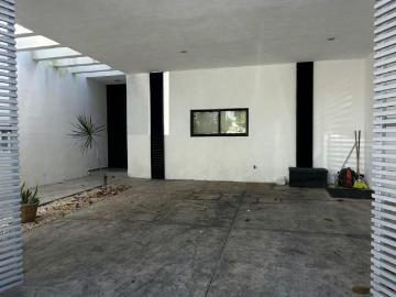 Residencia de 2 Plantas en San Antonio Cinta – Mérida, Yucatán